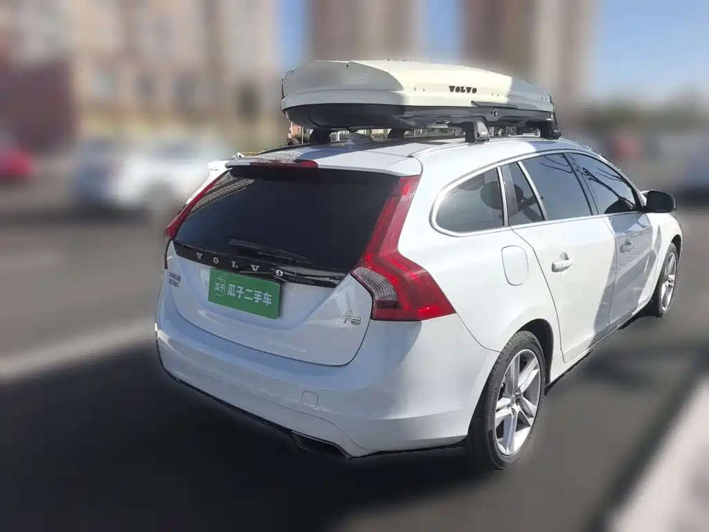 Volvo V60 — миниатюра 6