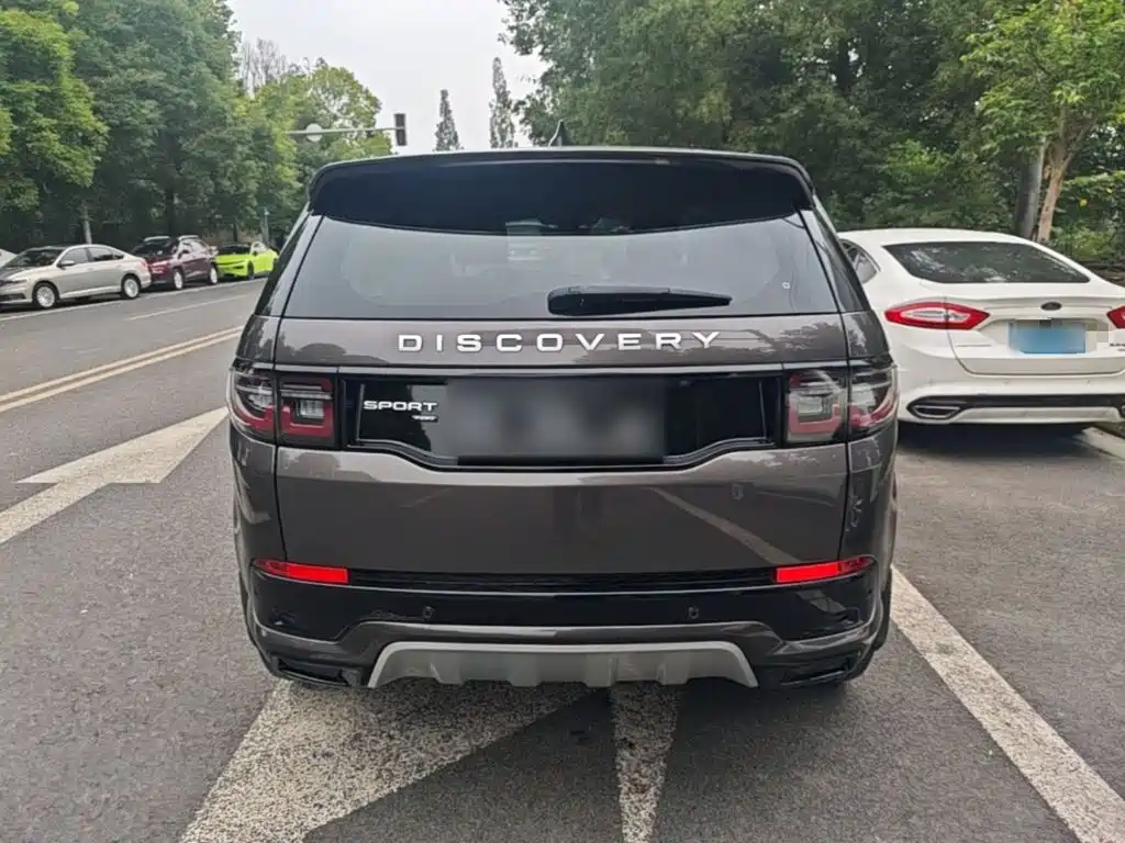Land Rover Discovery Sport — миниатюра 6