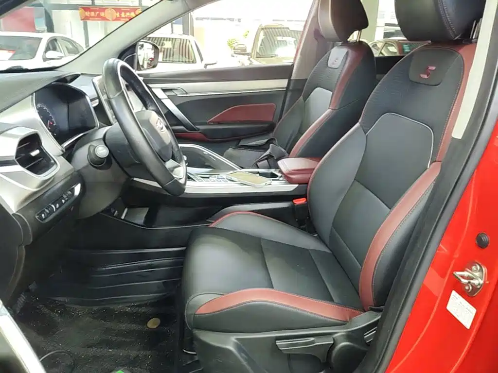 Geely Binyue - фото 15