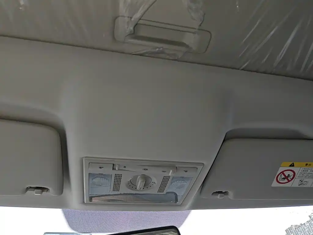 Skoda Rapid Spaceback — миниатюра 18