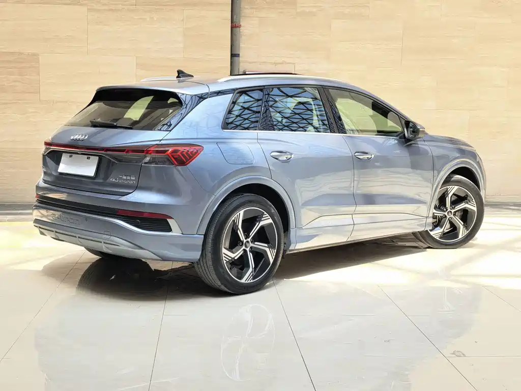 Audi Q4 e-tron — миниатюра 8