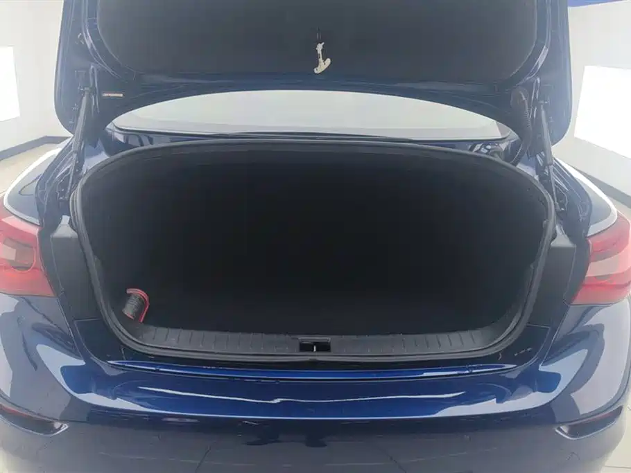 Infiniti Q50L 2016 2.0T Enjoy
