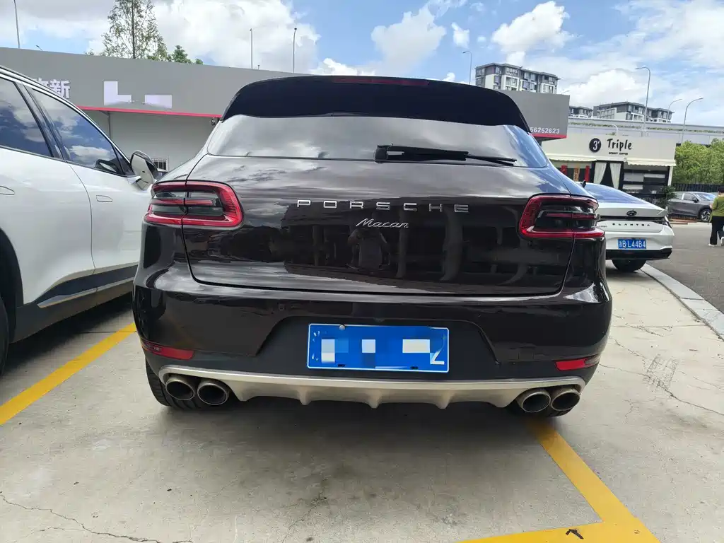 Porsche Macan — миниатюра 11