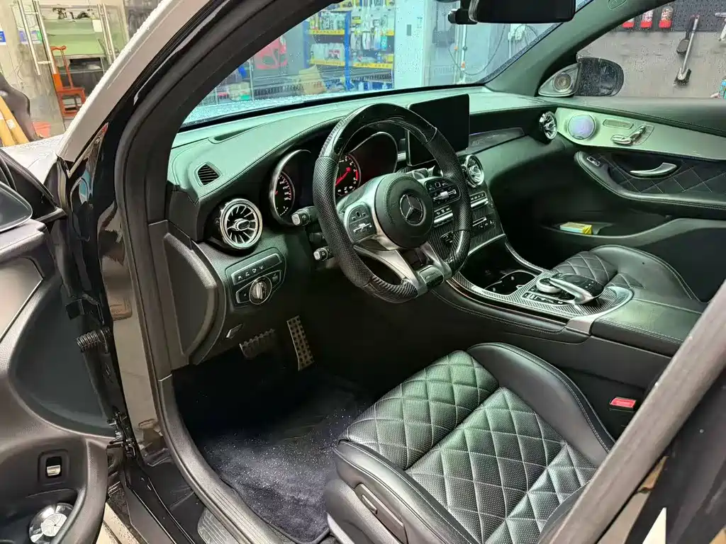 Mercedes-Benz GLC Coupe AMG AMG GLC 63 S 4MATIC+ Coupe SUV, фото 7