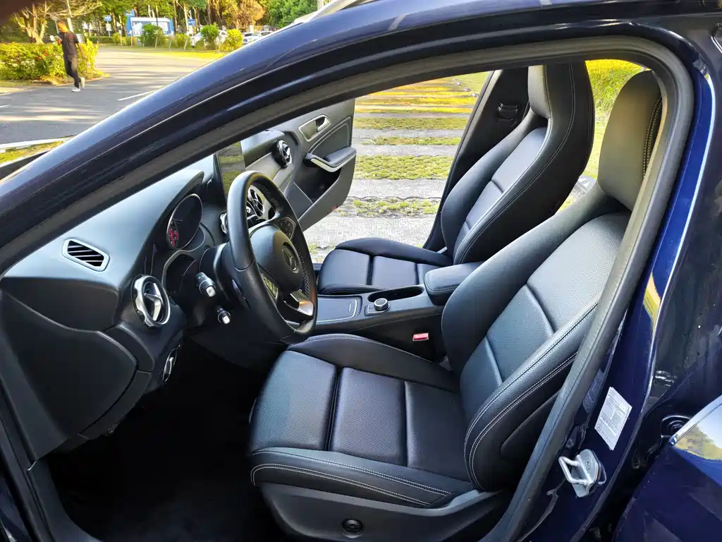 Mercedes-Benz GLA — миниатюра 6