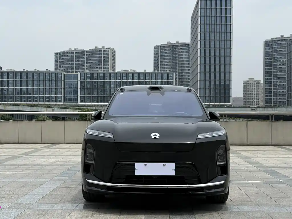 NIO ES8 2026 мест Executive