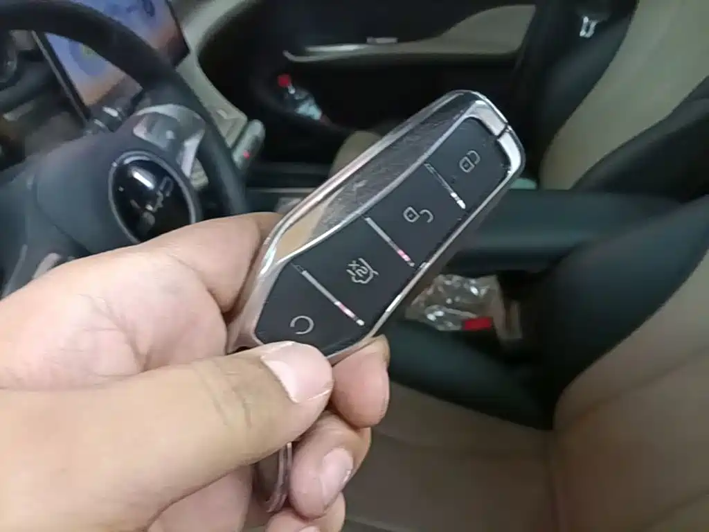 BYD Dolphin — миниатюра 9