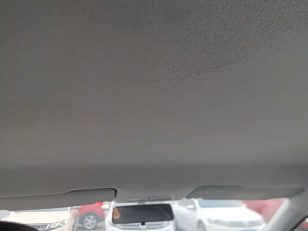 Volkswagen Santana — миниатюра 18
