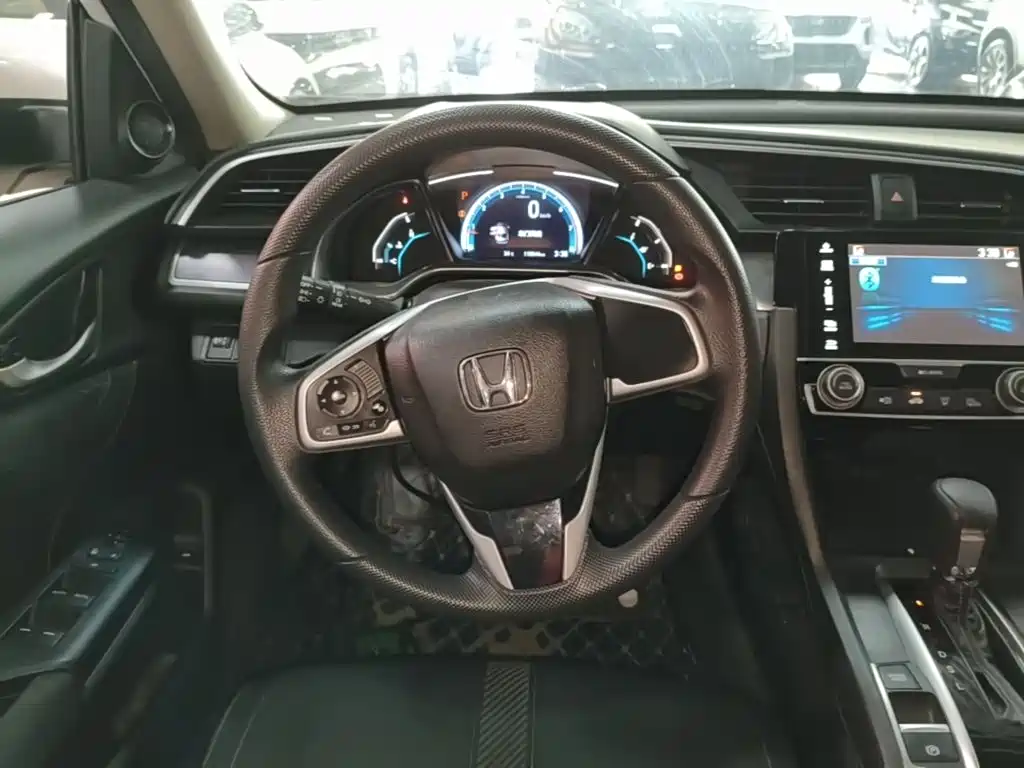 Honda Civic — миниатюра 11