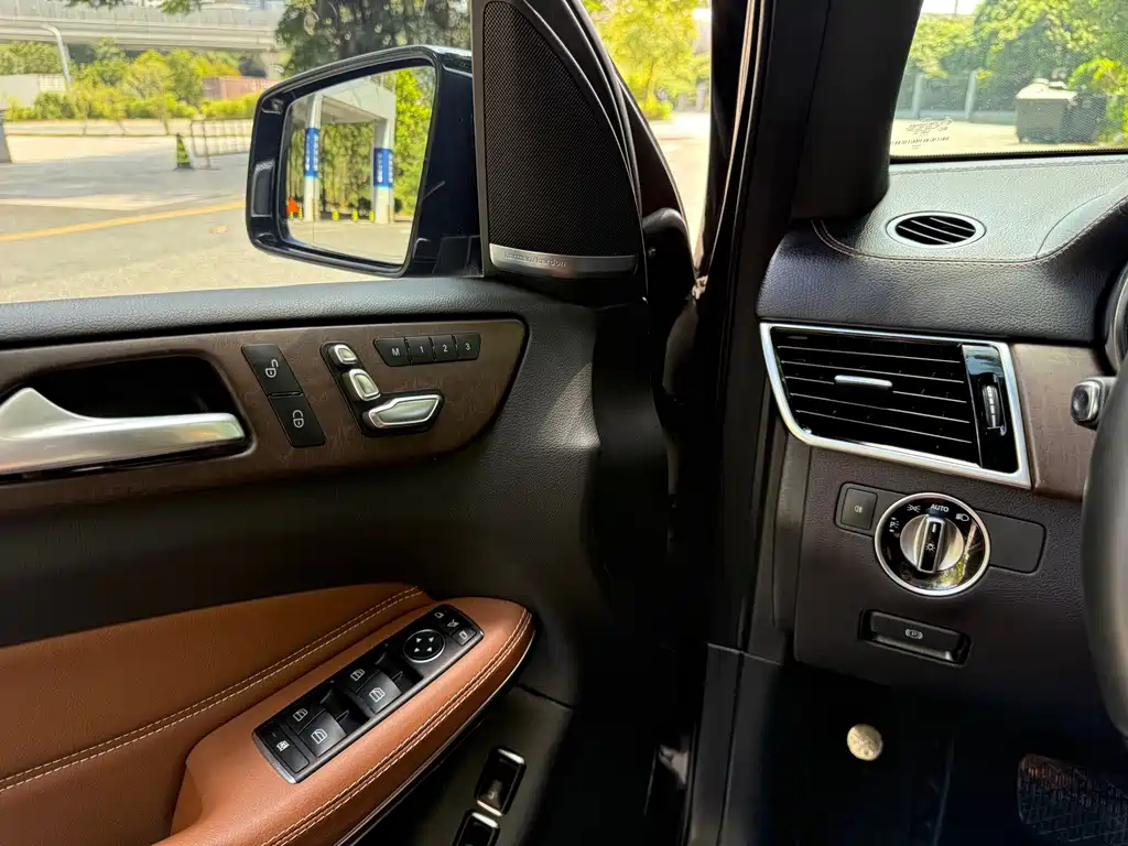 Mercedes-Benz GLS — миниатюра 5