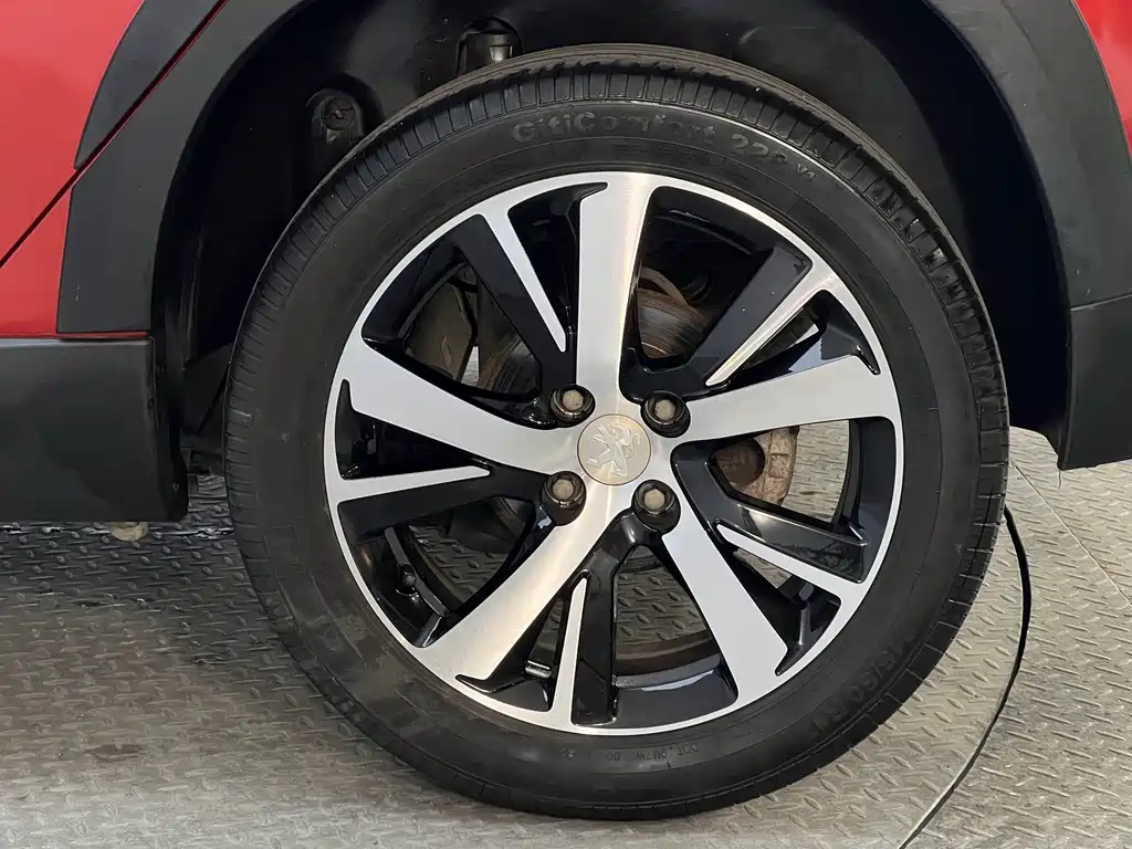 Peugeot 2008 — миниатюра 21