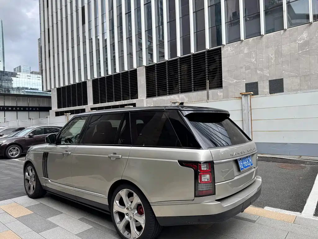 Land Rover Range Rover — миниатюра 3