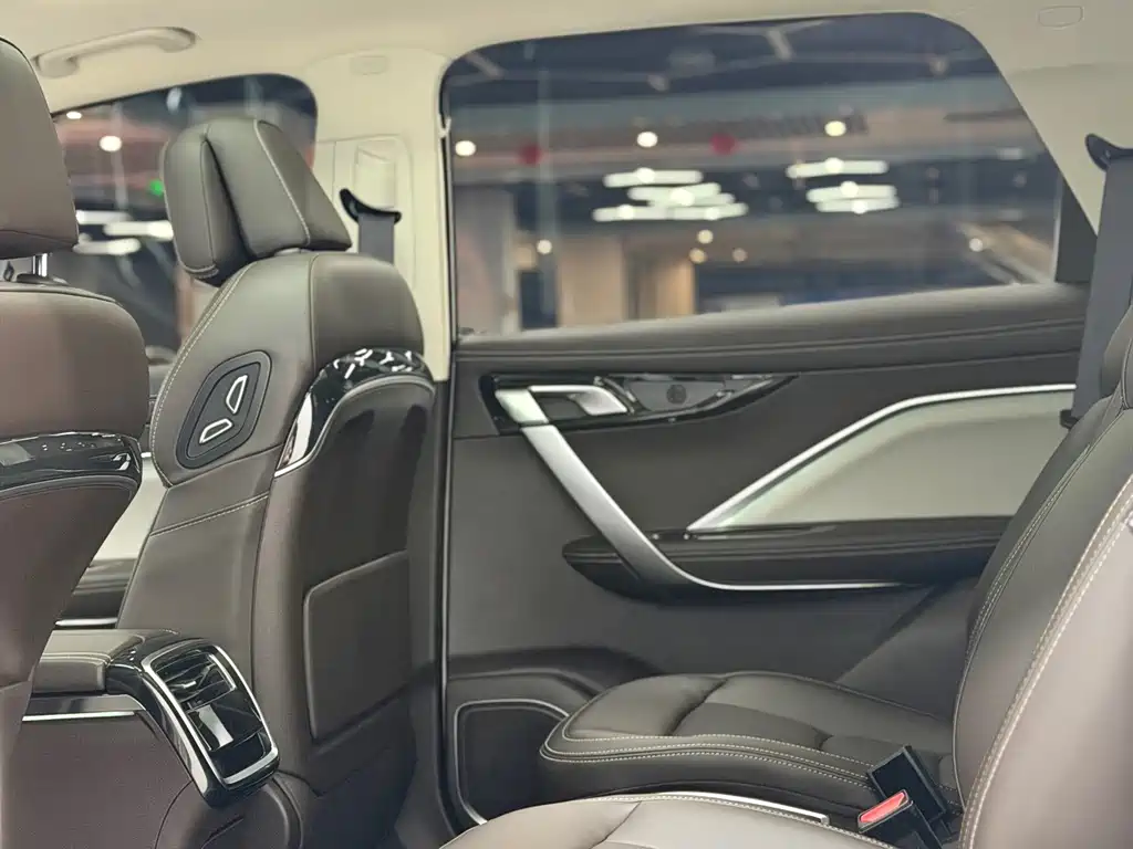 Geely Jia Ji New Energy — миниатюра 22