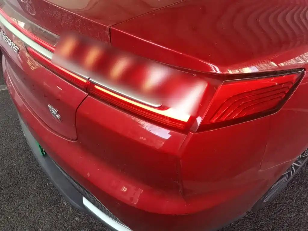 BYD Han — миниатюра 8
