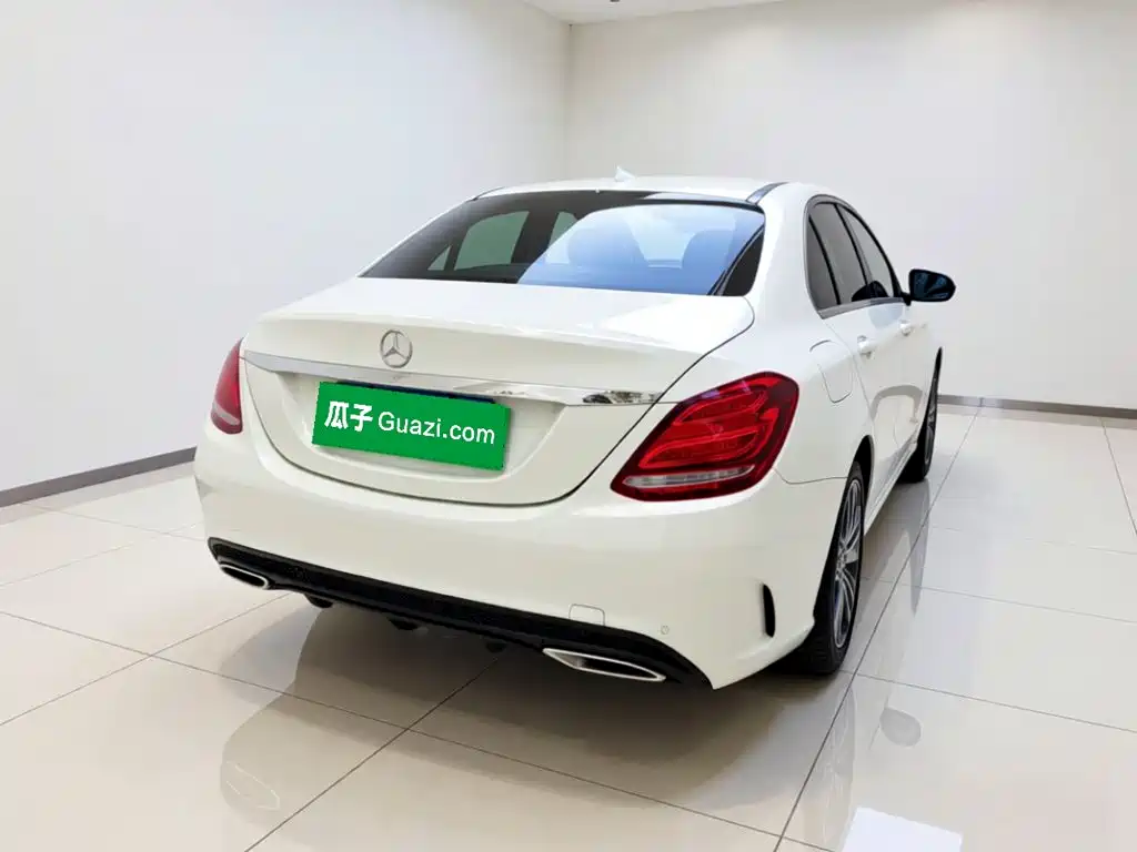 Mercedes-Benz C-Class — миниатюра 5