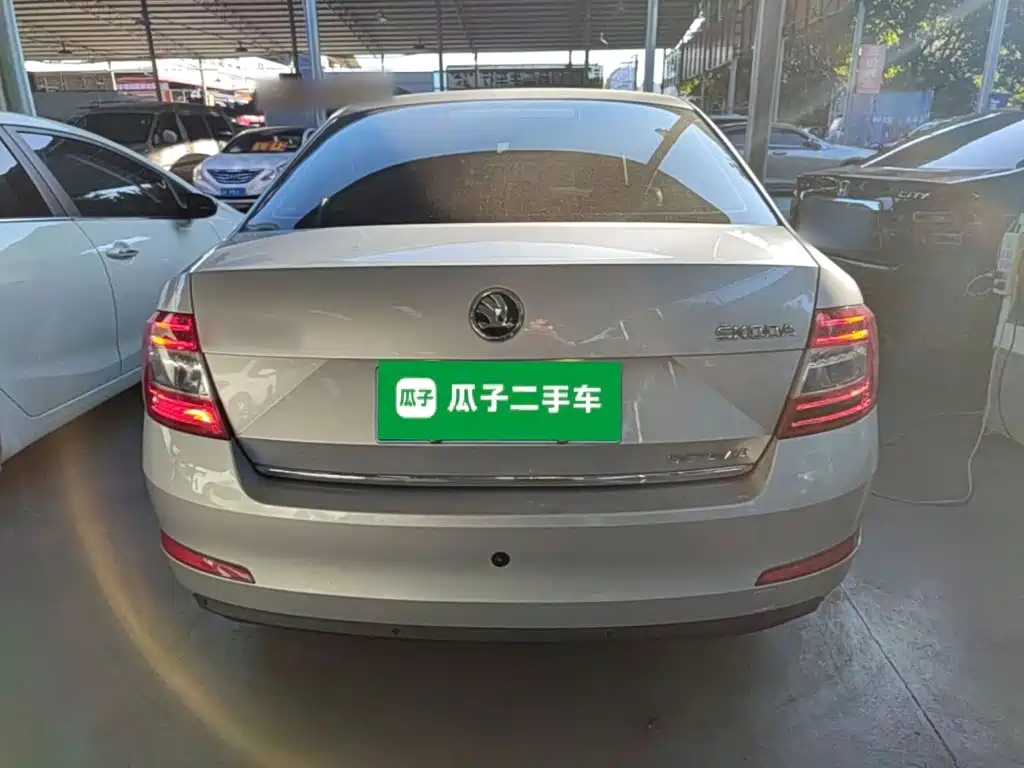 Skoda Octavia — миниатюра 6