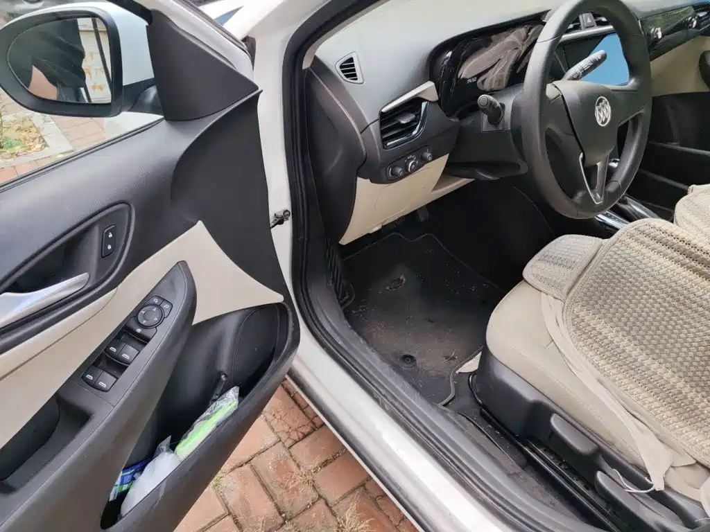 Buick Excelle — миниатюра 12