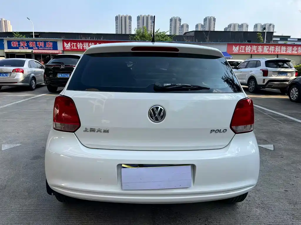 Volkswagen Polo — миниатюра 8
