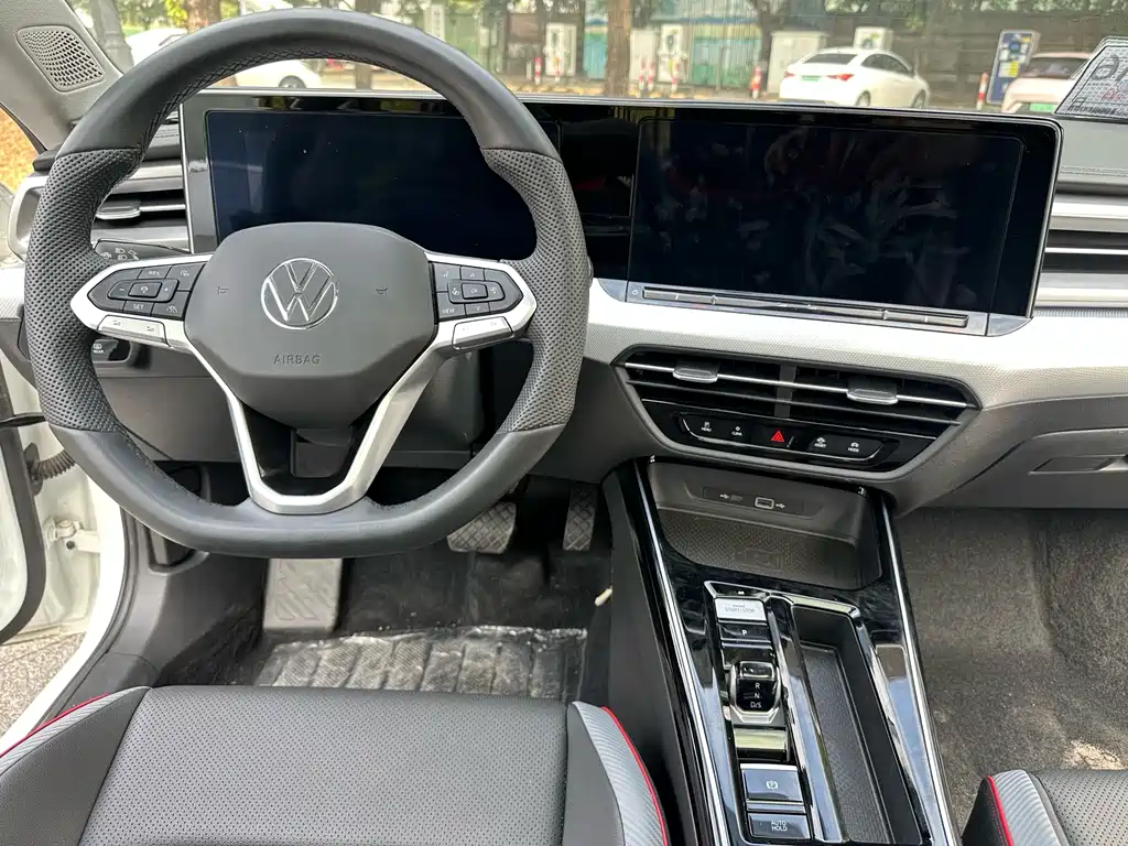 Volkswagen Lamando 2025 L 280TSI DSG