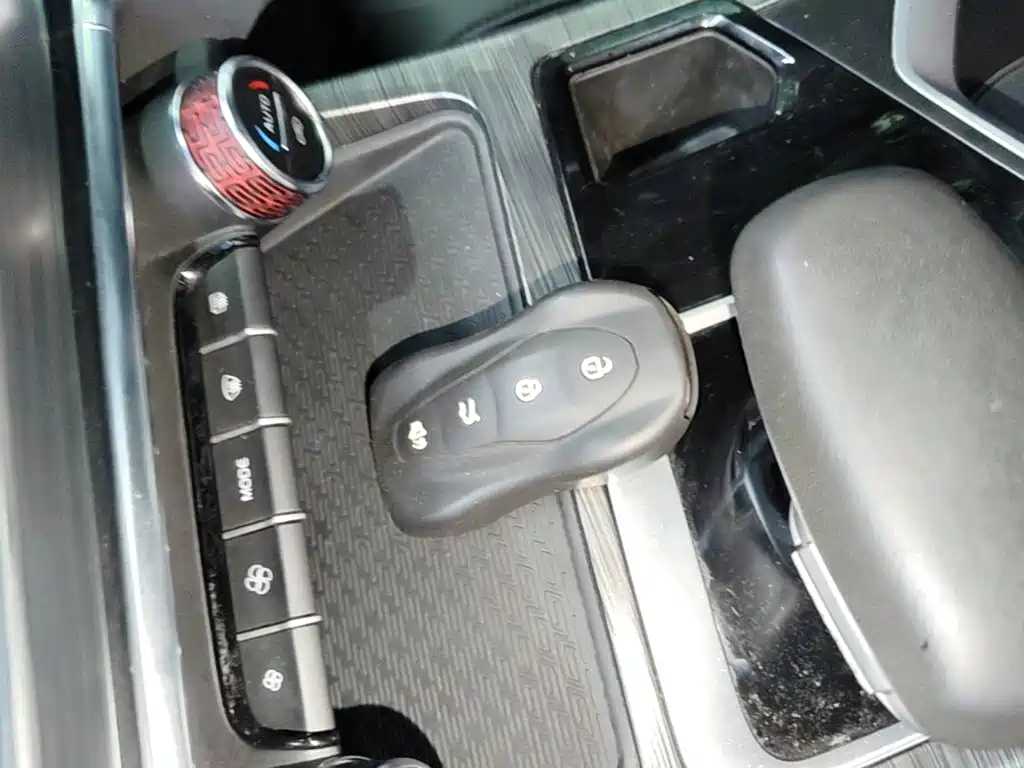Geely Xingyue — миниатюра 9