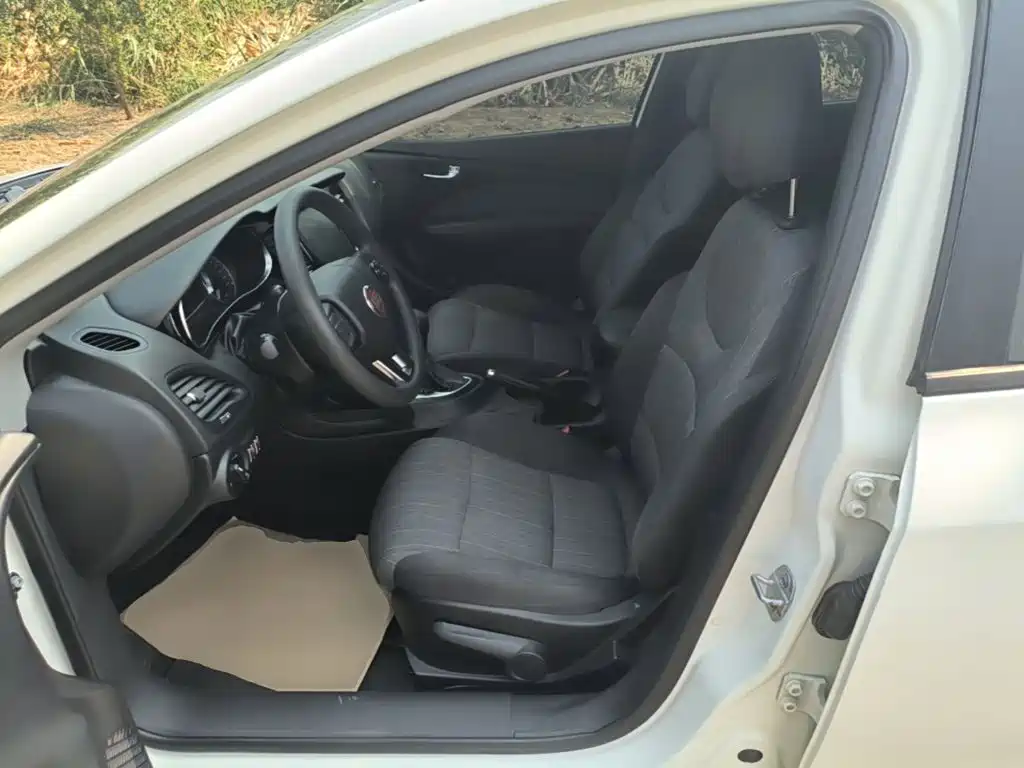 Fiat Viaggio — миниатюра 15