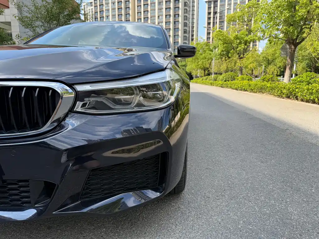 BMW 6 Series GT — миниатюра 8