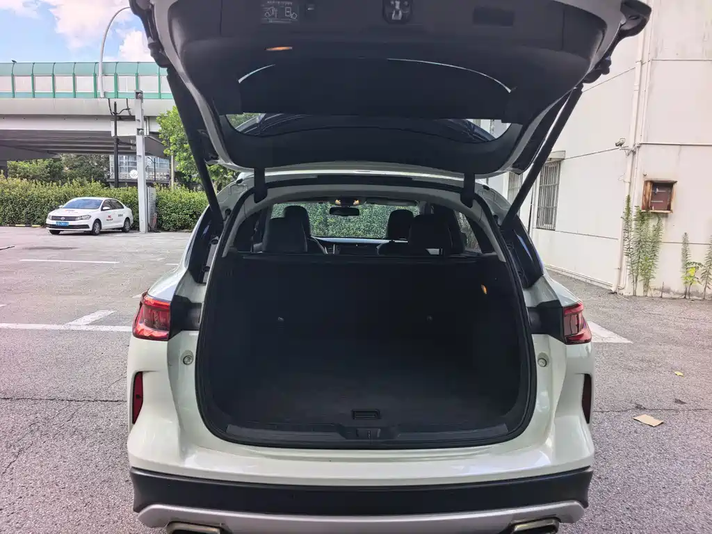 Infiniti QX50 — миниатюра 12
