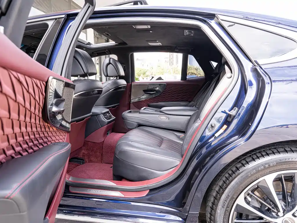 Lexus LS 2021 500h Executive