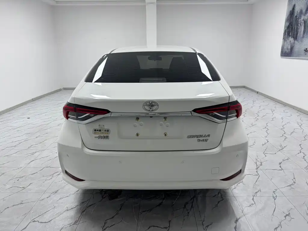 Toyota Corolla — миниатюра 12