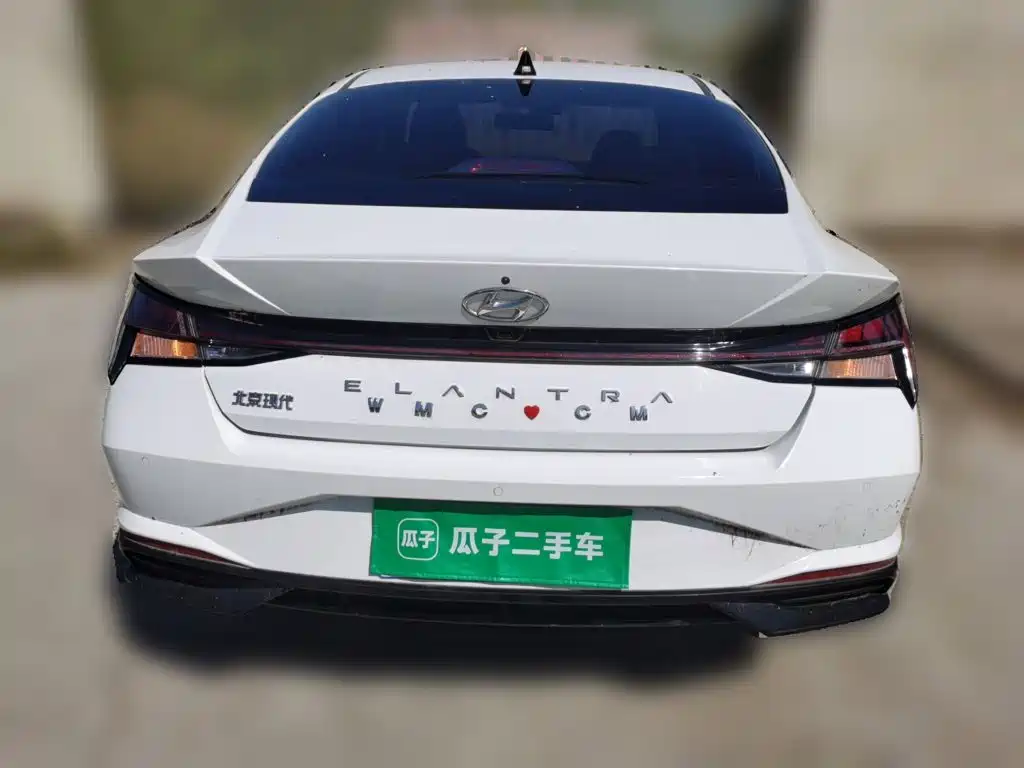 Hyundai Elantra — миниатюра 3
