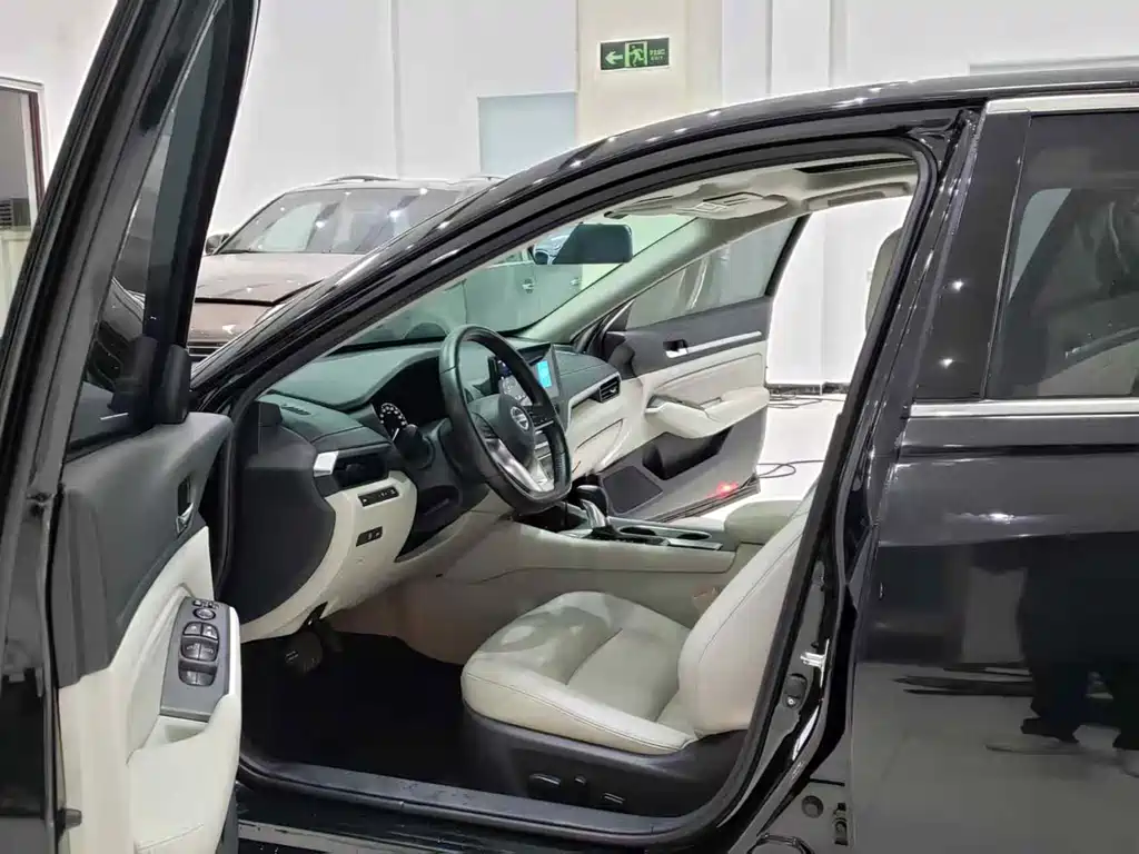 Nissan Teana — миниатюра 4