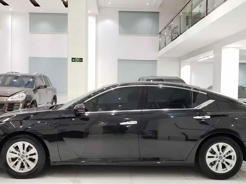 Nissan Teana — миниатюра 13