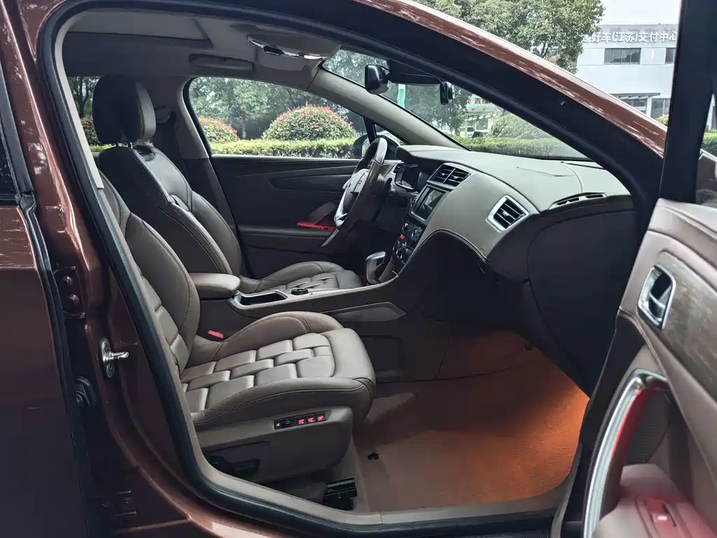 DS DS 6 — миниатюра 15