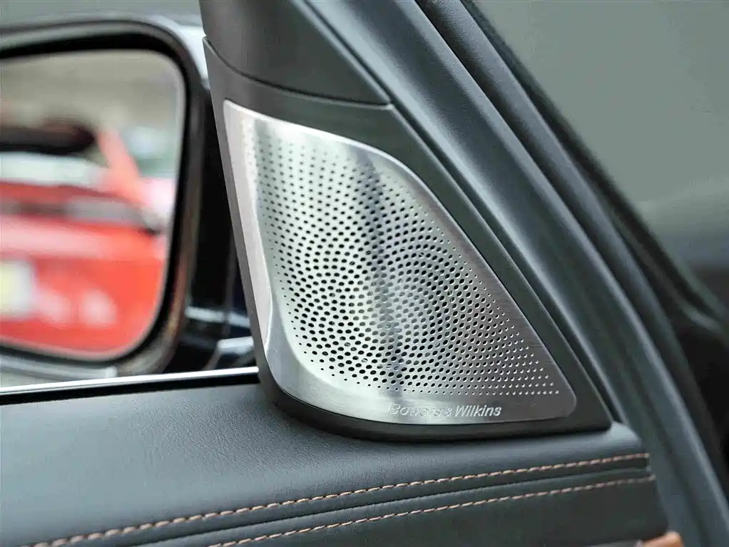 BMW 7 Series — миниатюра 17