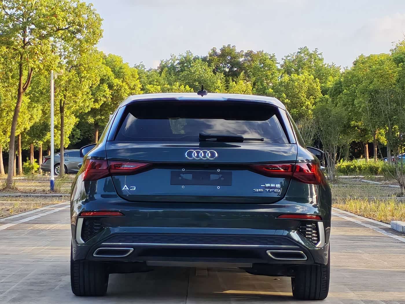 Audi A3 1.4 л 2022 г. Зелёный, пробег 24900 км