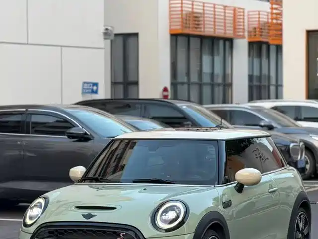 MINI MINI