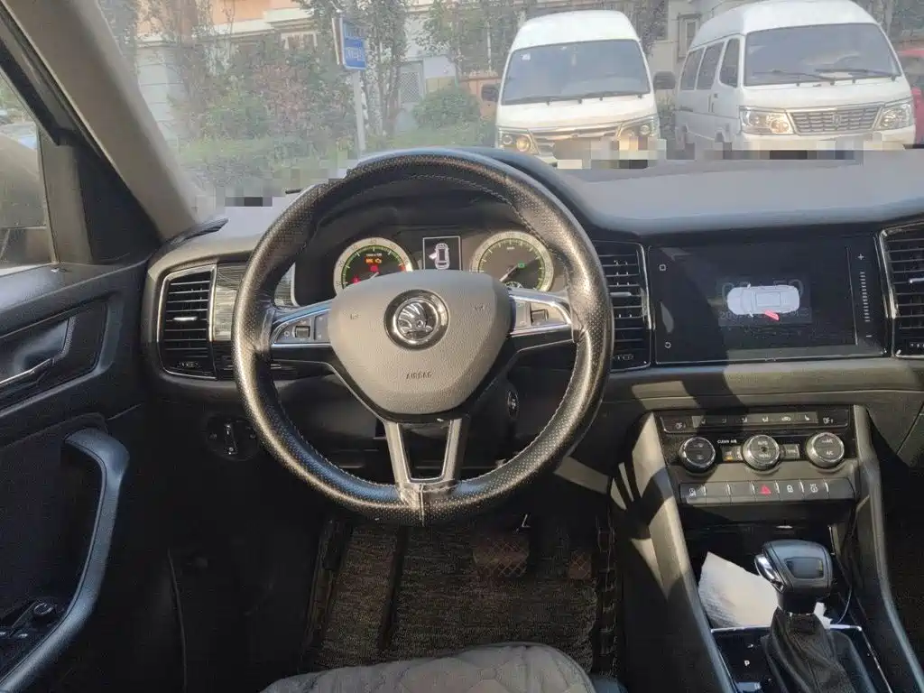Skoda Kodiaq — миниатюра 11