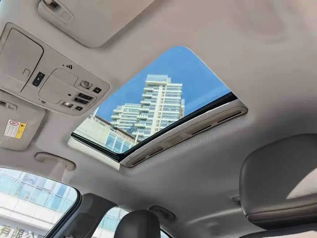 Chevrolet Malibu — миниатюра 25
