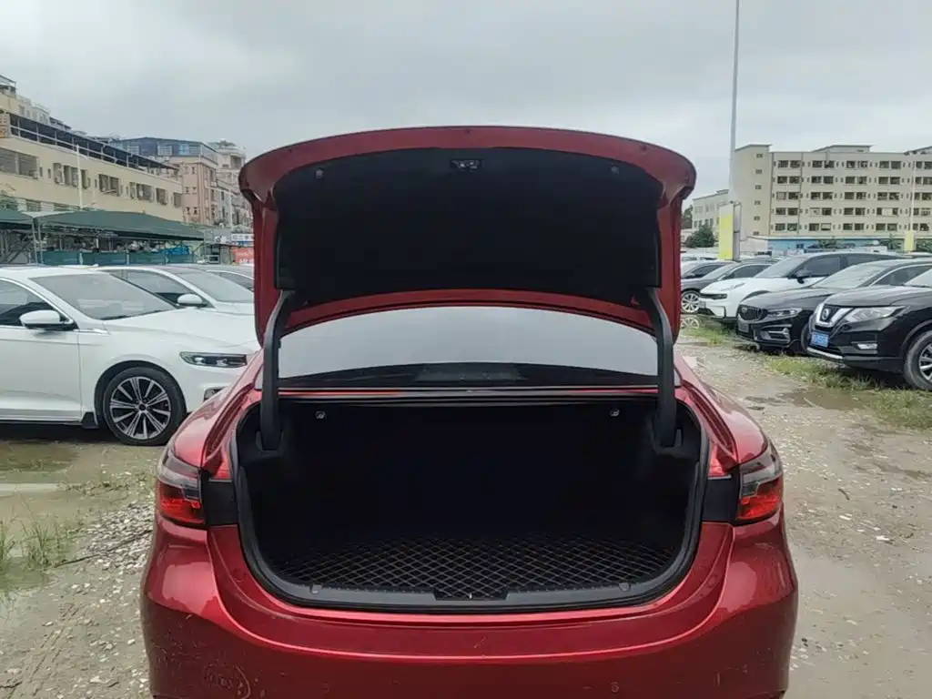 Mazda Atenza — миниатюра 19