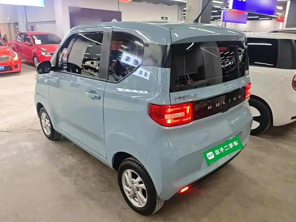 Wuling MINIEV — миниатюра 5