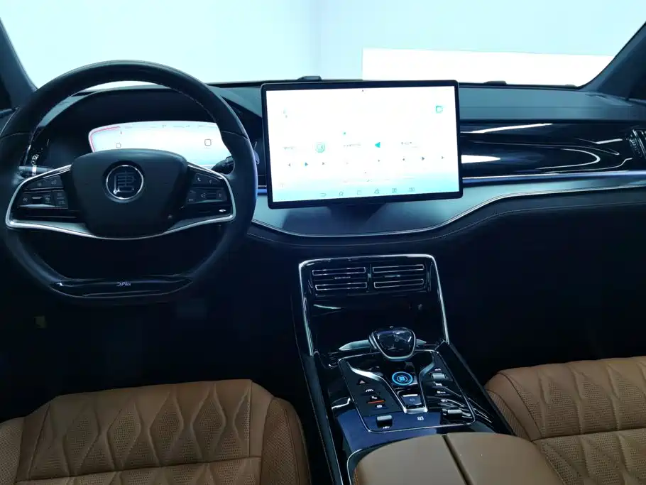 BYD Tang New Energy — миниатюра 12