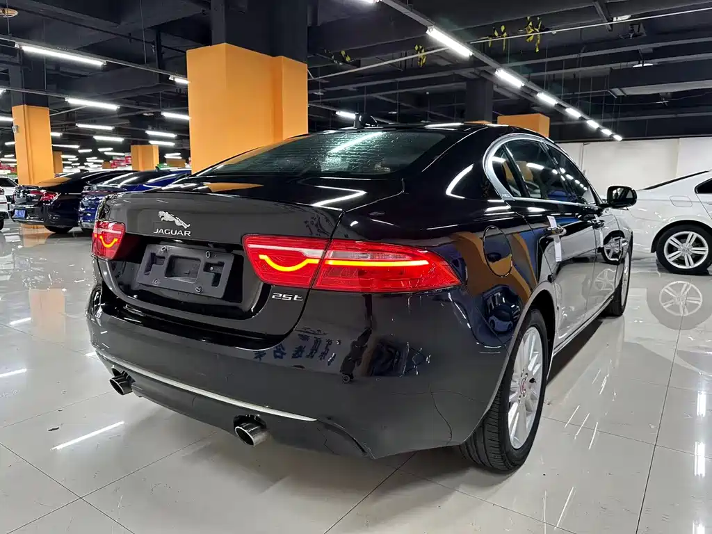 Jaguar XEL — миниатюра 14