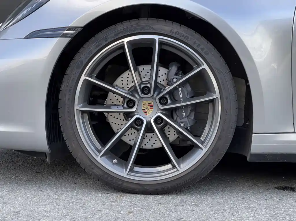 Porsche 911 2022 Carrera 3.0T