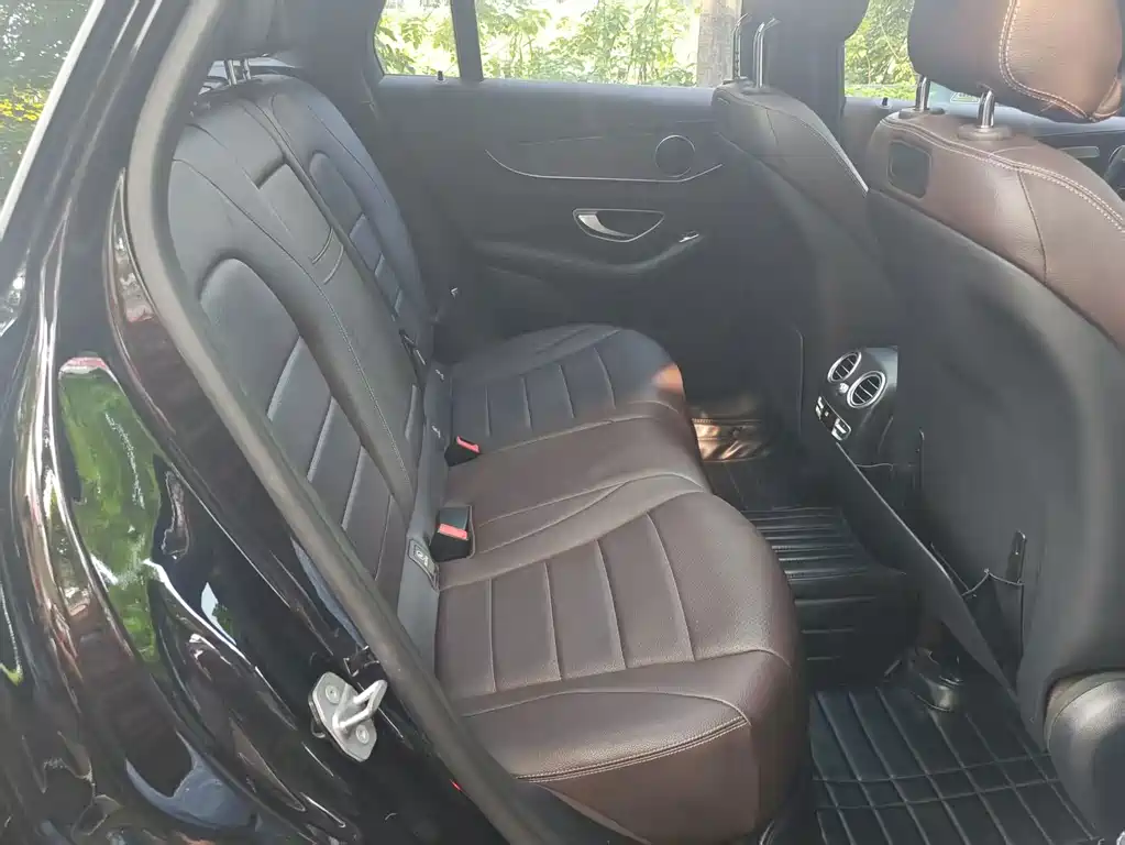 Mercedes-Benz GLC — миниатюра 12