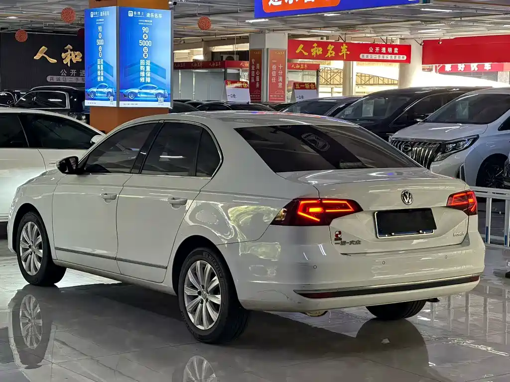 Volkswagen Bora 2018 1.5L AT Comfort