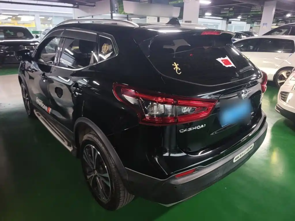 Nissan Qashqai — миниатюра 5