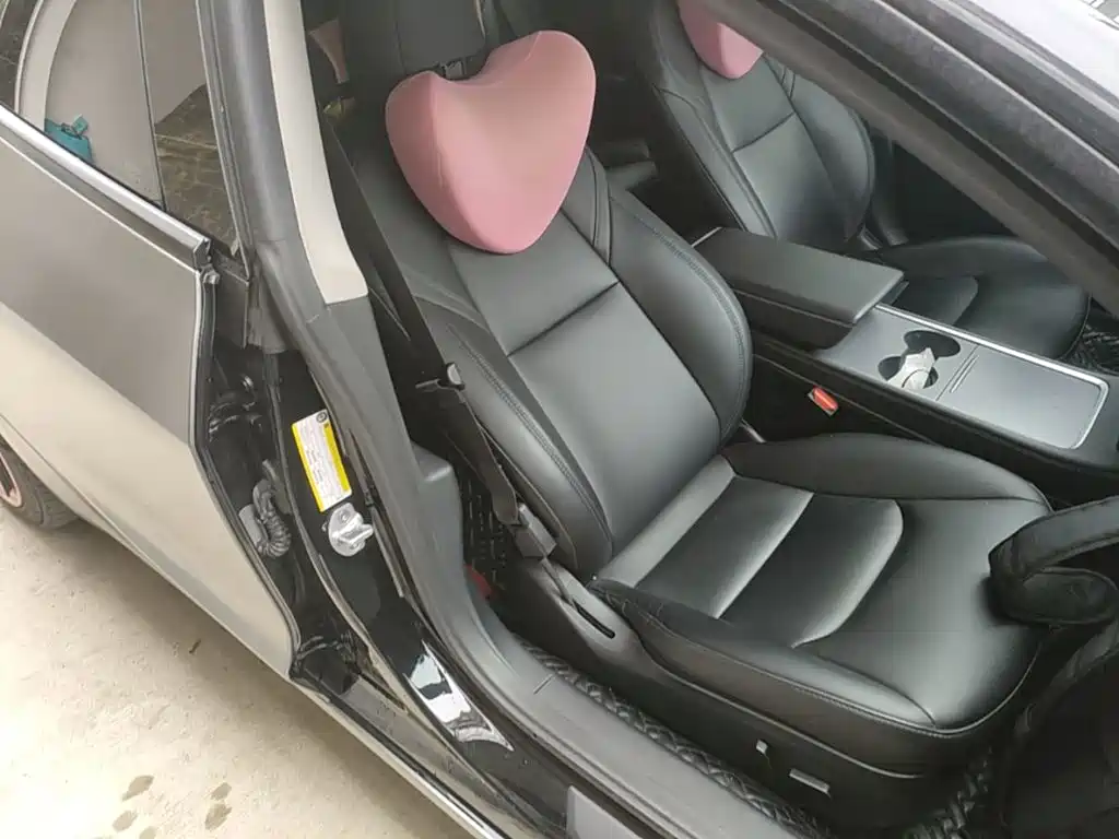 Tesla Model 3 — миниатюра 25