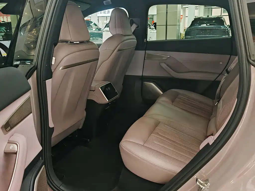 Onvo L60 2024 60kWh