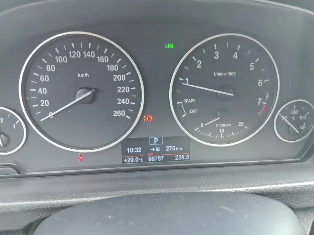 BMW 3 Series — миниатюра 12