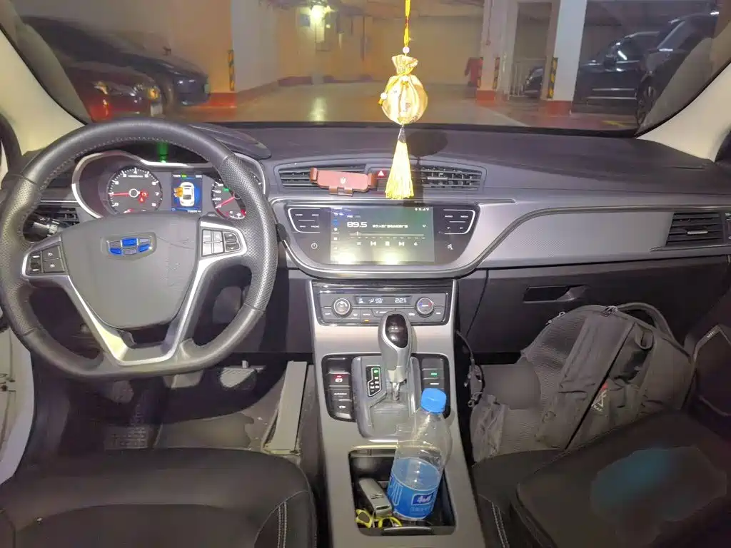 Geely Emgrand GL — миниатюра 5